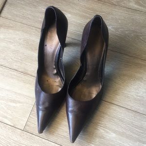Nine West pointed toe heel